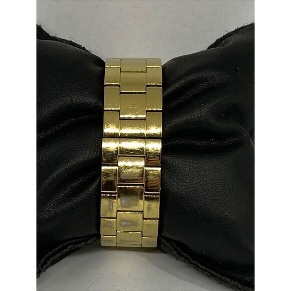 Kate Spade 0030 Women\'s Stainless Steel Analog Champagne Dial Quartz Watch XX905